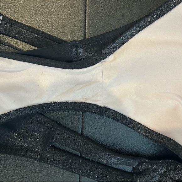 Bikini Bundle - Picture 4 of 4